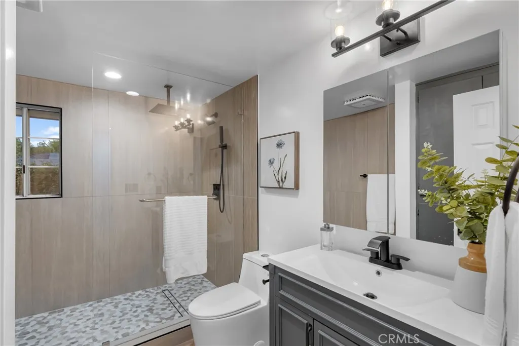 Additional image 48 of 19261 Brae Gln, Santa Ana, CA 92705