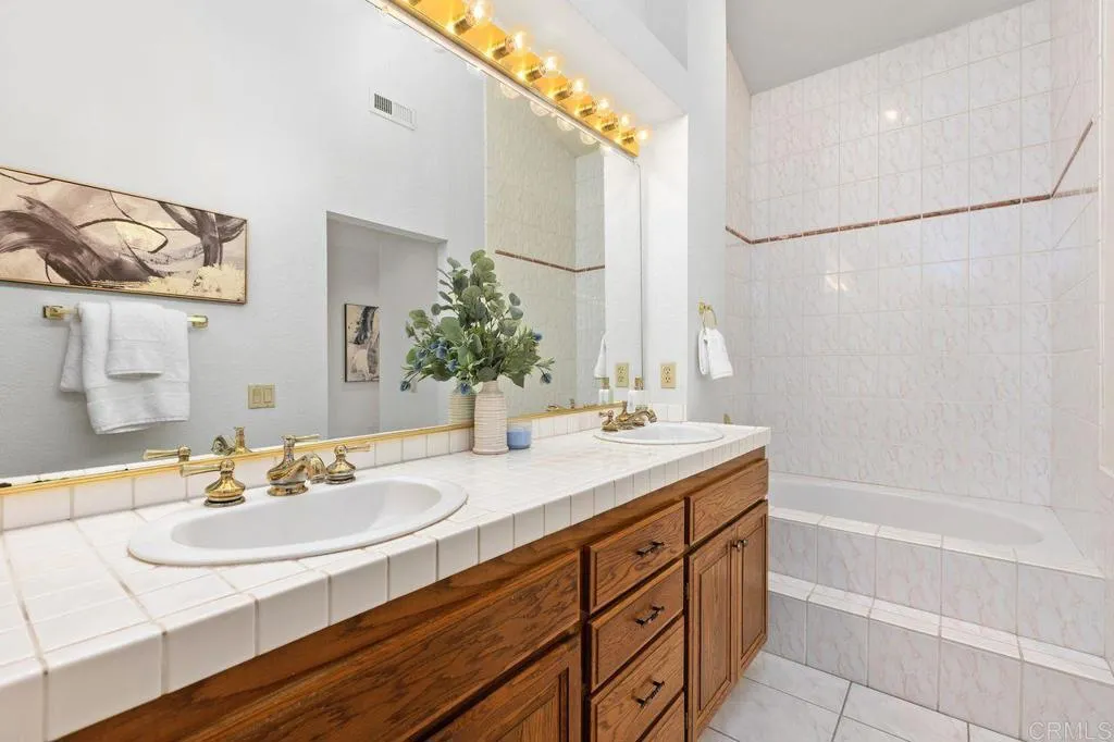 Additional image 70 of 1263 Via Navajo, San Marcos, CA 92078