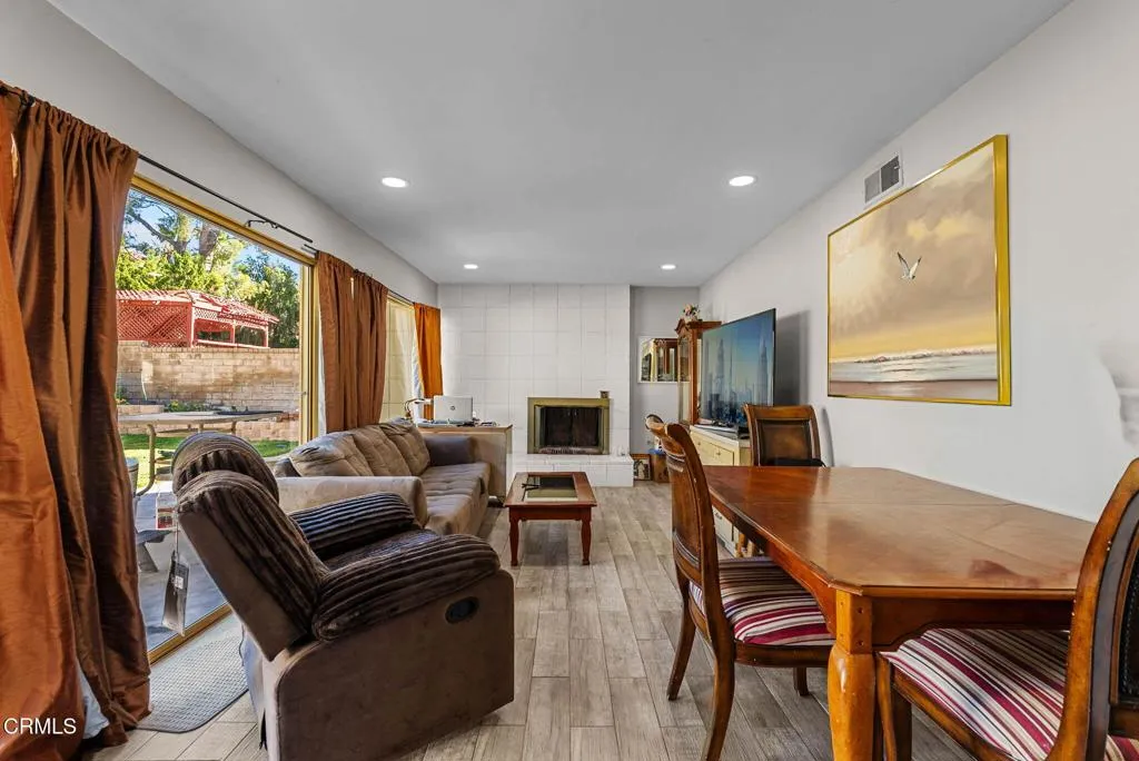 Additional image 15 of 16833 Nearview Dr, Canyon Country, CA 91387