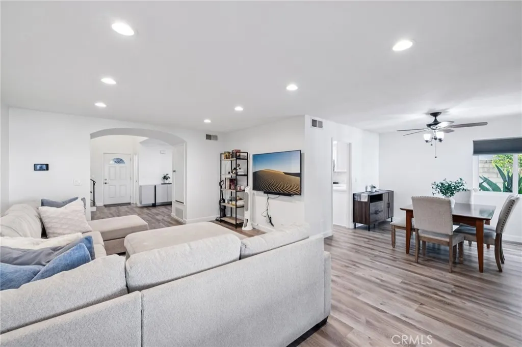 Additional image 50 of 15813 Ada St, Canyon Country, CA 91387