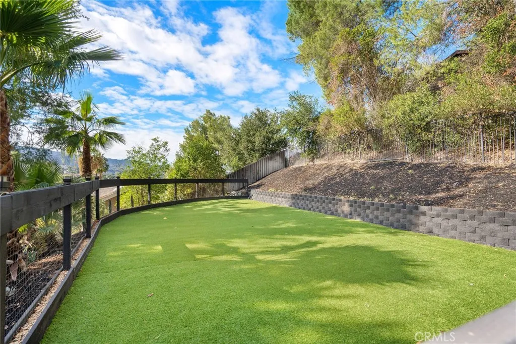 Additional image 15 of 23229 8th Street, Newhall, CA 91321