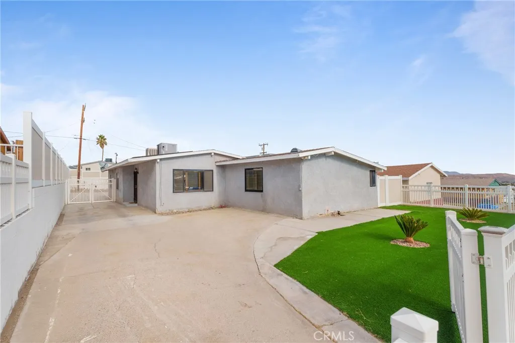 Additional image 35 of 913 E Virginia Way, Barstow, CA 92311