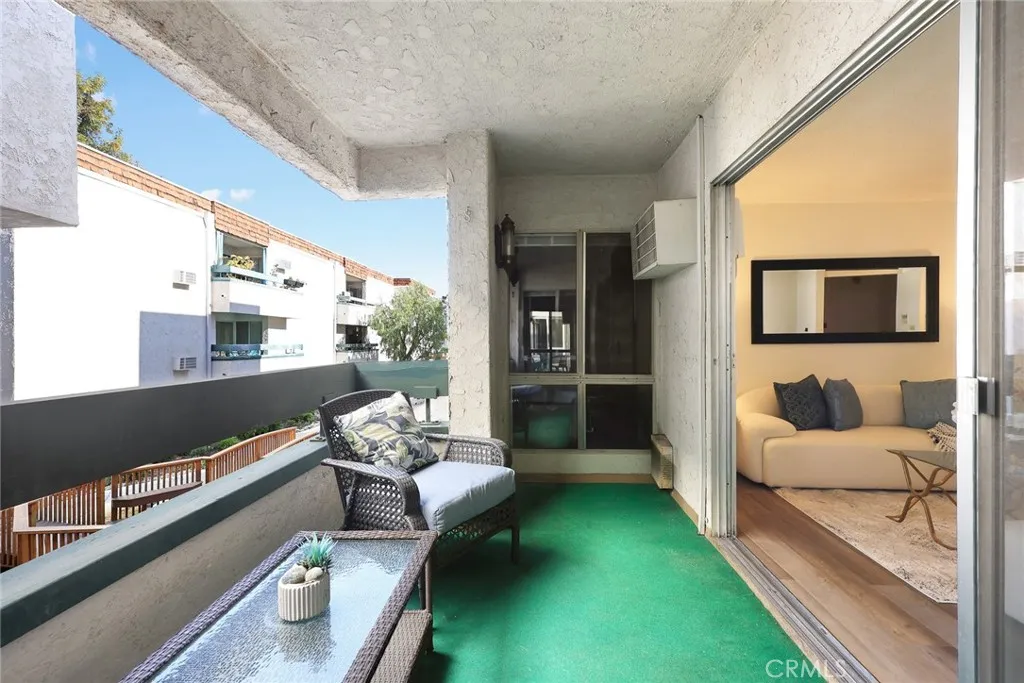 Additional image 25 of 360 S Euclid Avenue S Unit 219, Pasadena, CA 91101