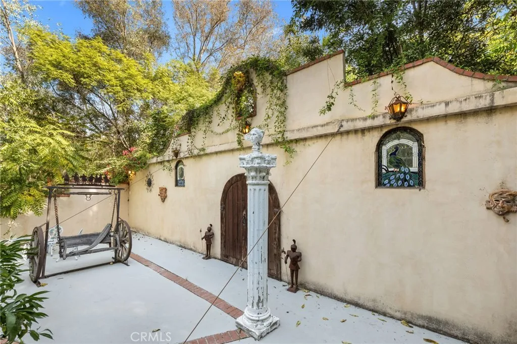 Additional image 27 of 3916 Carnavon, Los Angeles, CA 90027