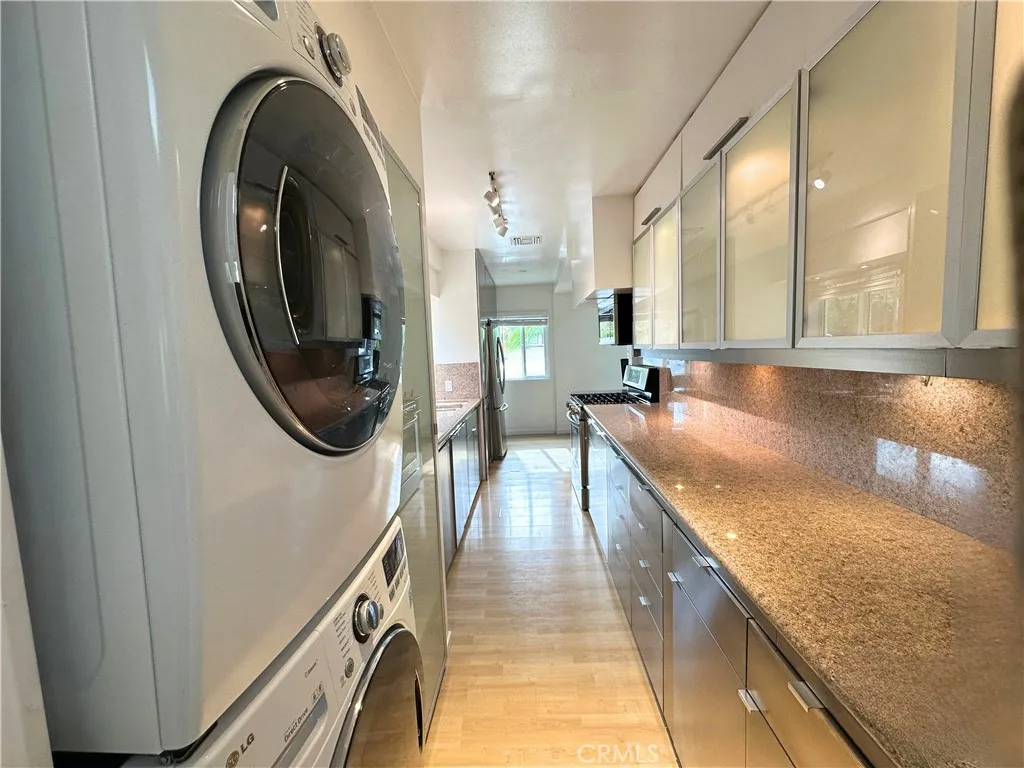 Additional image 16 of 22037 Ybarra, Woodland Hills, CA 91364