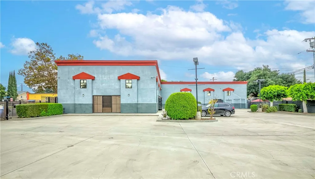 Additional image 32 of 702 W Holt Avenue, Pomona, CA 91768