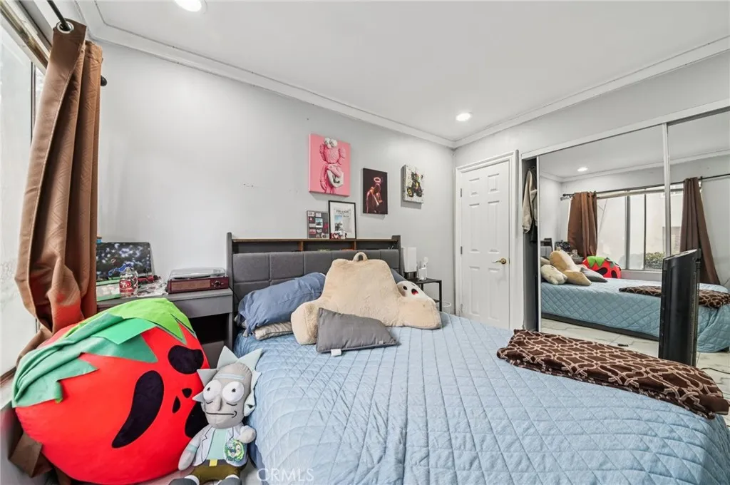 Additional image 17 of 1430 Cabrillo Park Unit B, Santa Ana, CA 92701