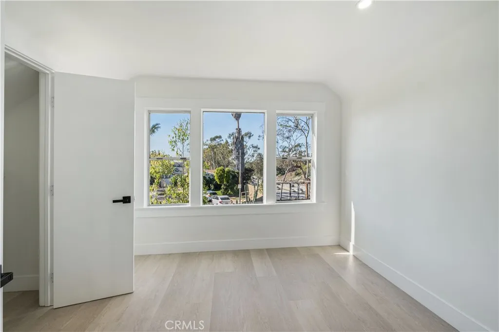 Additional image 80 of 2410 8th Avenue, Los Angeles, CA 90018