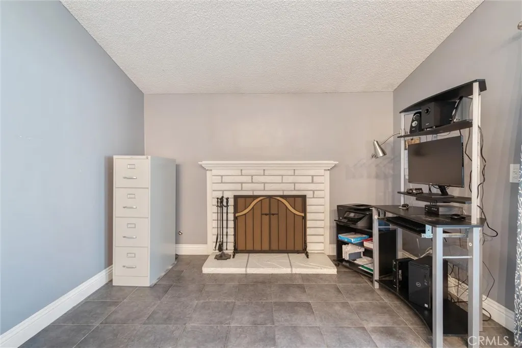 Additional image 69 of 28160 Foxlane Dr, Santa Clarita, CA 91351