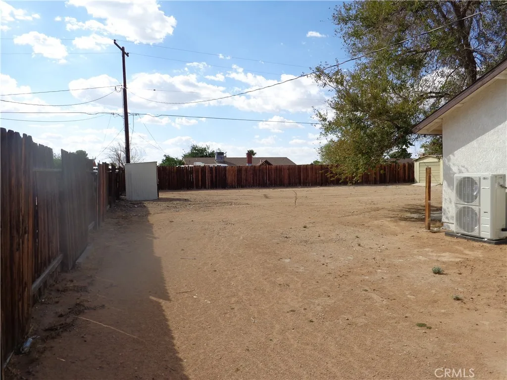 Additional image 32 of 12744 Running Deer Rd, Apple Valley, CA 92308
