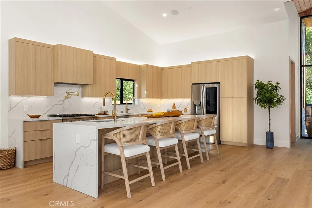 Additional image 8 of 5750 Stansbury Avenue, Sherman Oaks, CA 91401