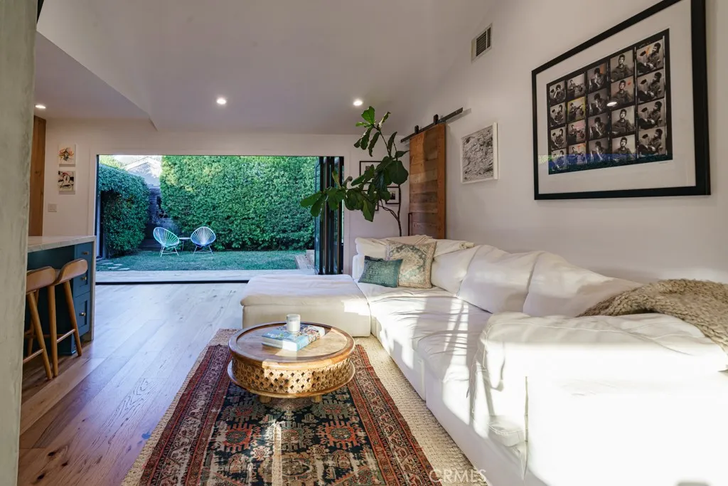 Additional image 31 of 704 Valita St, Venice, CA 90291