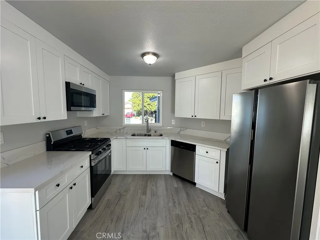 Additional image 5 of 2010 Date Tree Rd, Colton, CA 92324