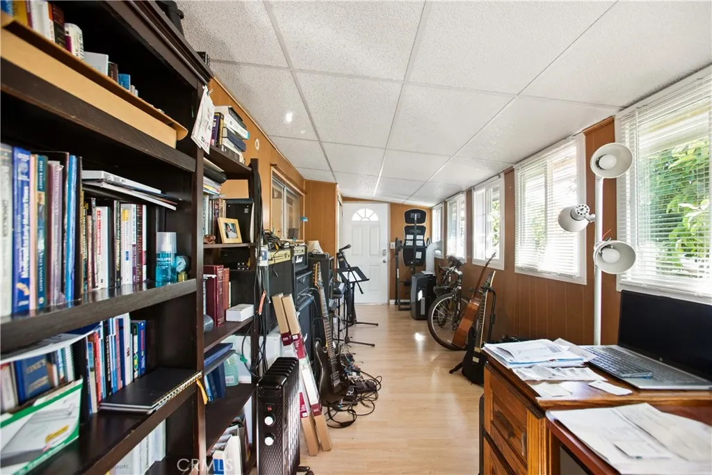 Additional image 62 of 39 Pine Via Avenue, Anaheim, CA 92801