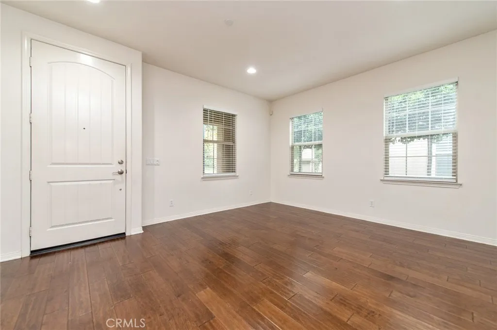 Additional image 63 of 77 Hallmark, Irvine, CA 92620