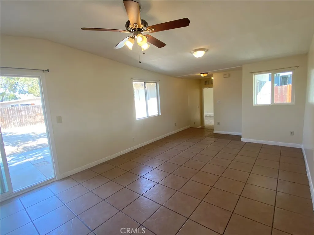 Additional image 9 of 719 W Avenue H13, Lancaster, CA 93534