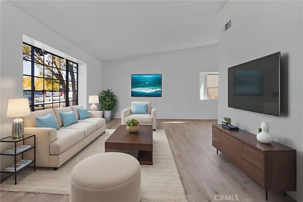 Additional image 5 of 18037 Mondamon Rd, Apple Valley, CA 92307