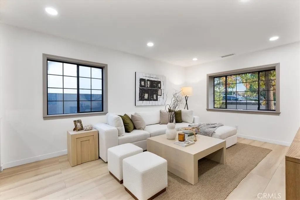 Additional image 43 of 1625 W Chandler Boulevard, Burbank, CA 91506