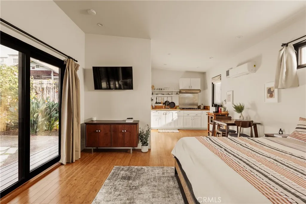 Additional image 48 of 2544 W 5th St, Los Angeles, CA 90057