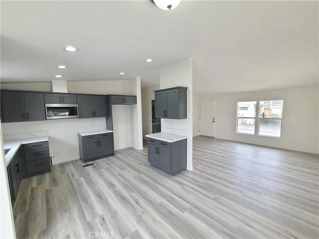 Additional image 32 of 840 E Foothill Blvd Unit 64, Azusa, CA 91702