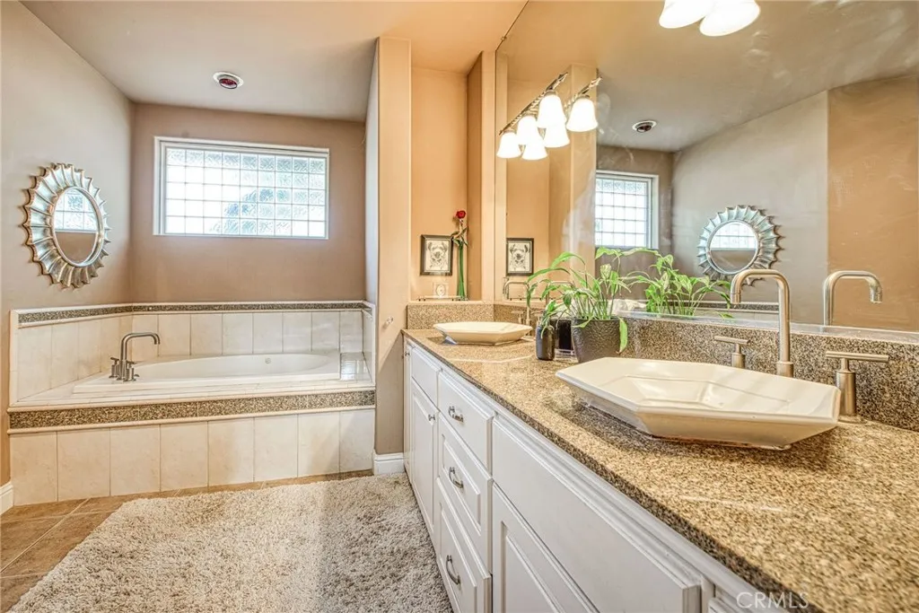 Additional image 39 of 7730 Gilroy Avenue, Fresno, CA 93722