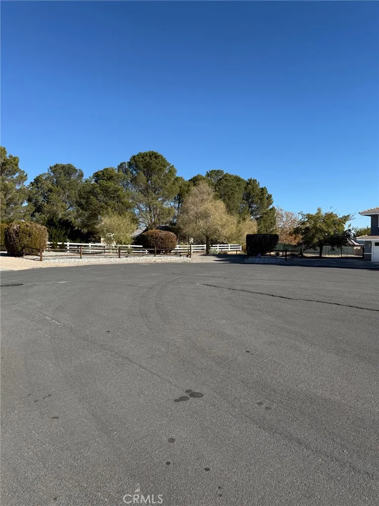 Additional image 32 of 26795 Stirrup Lane, Helendale, CA 92342