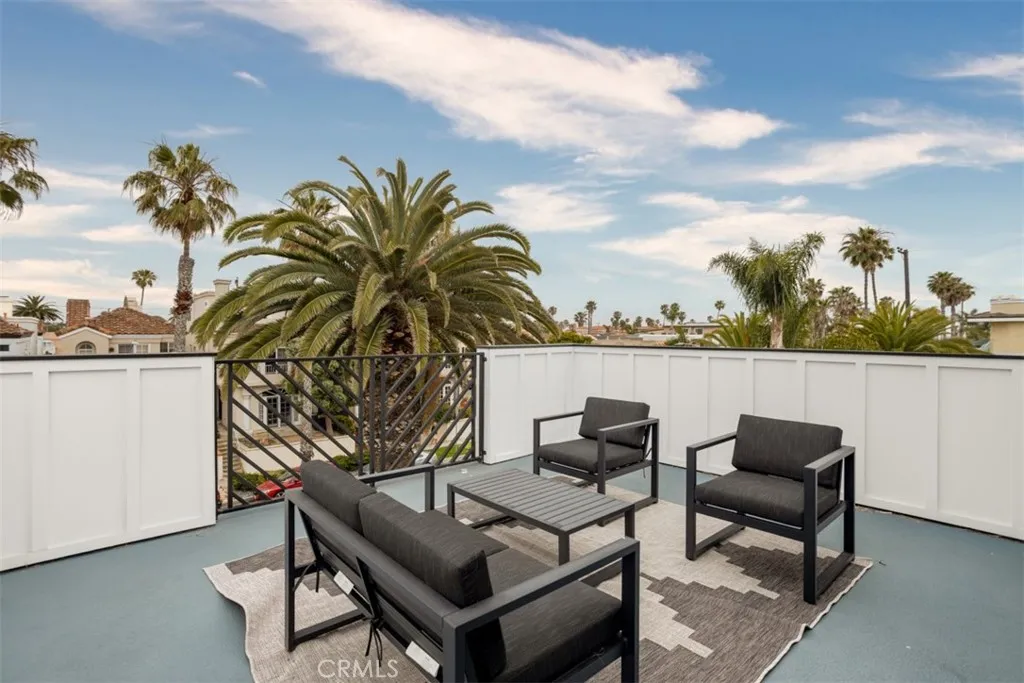 Additional image 114 of 307 18th Street, Huntington Beach, CA 92648