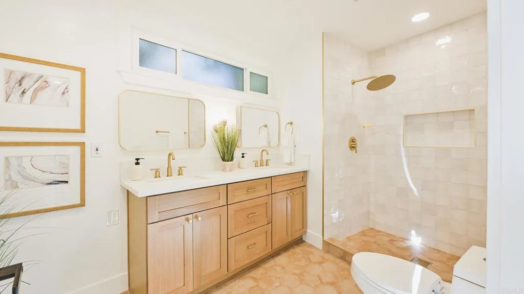 Additional image 98 of 1045 Tarento Drive, San Diego, CA 92107