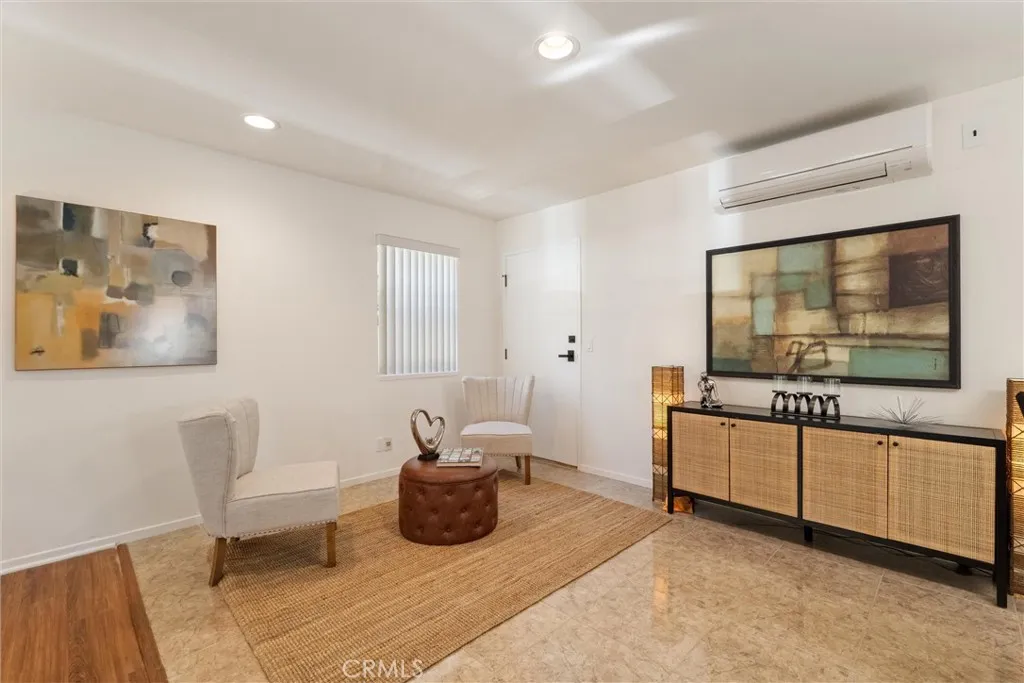 Additional image 42 of 4558 Jessica Dr, Los Angeles, CA 90065