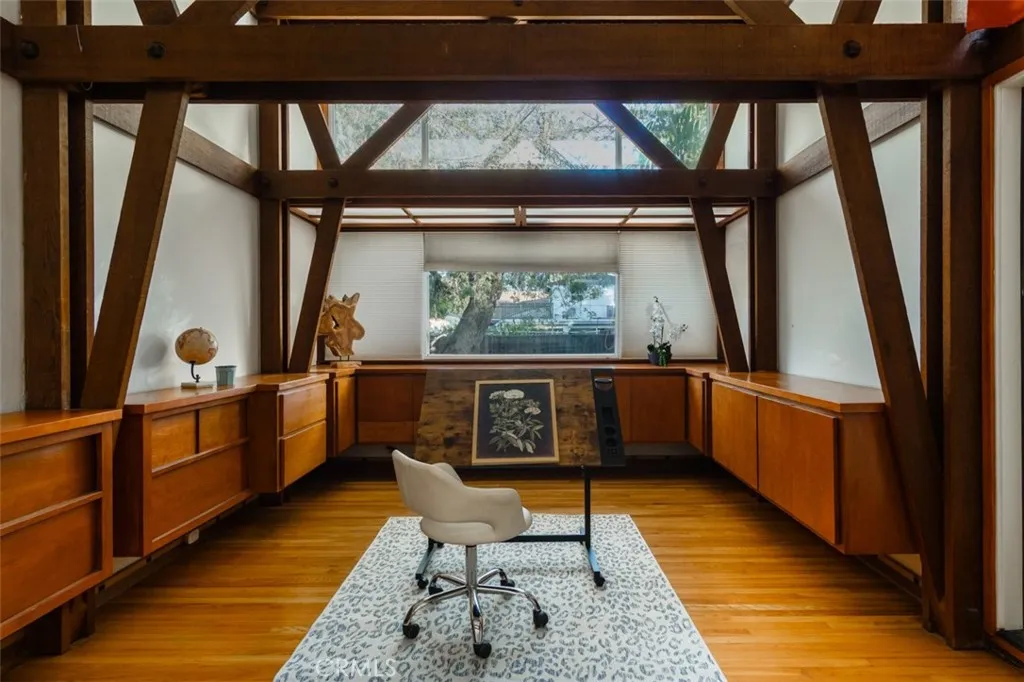 Additional image 10 of 254 S Berkeley Ave, Pasadena, CA 91107