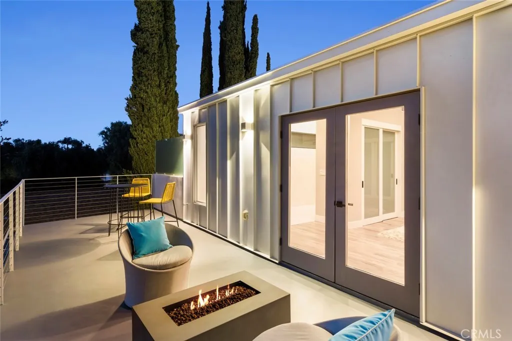 Additional image 101 of 4731 Topanga Canyon Boulevard, Woodland Hills, CA 91364