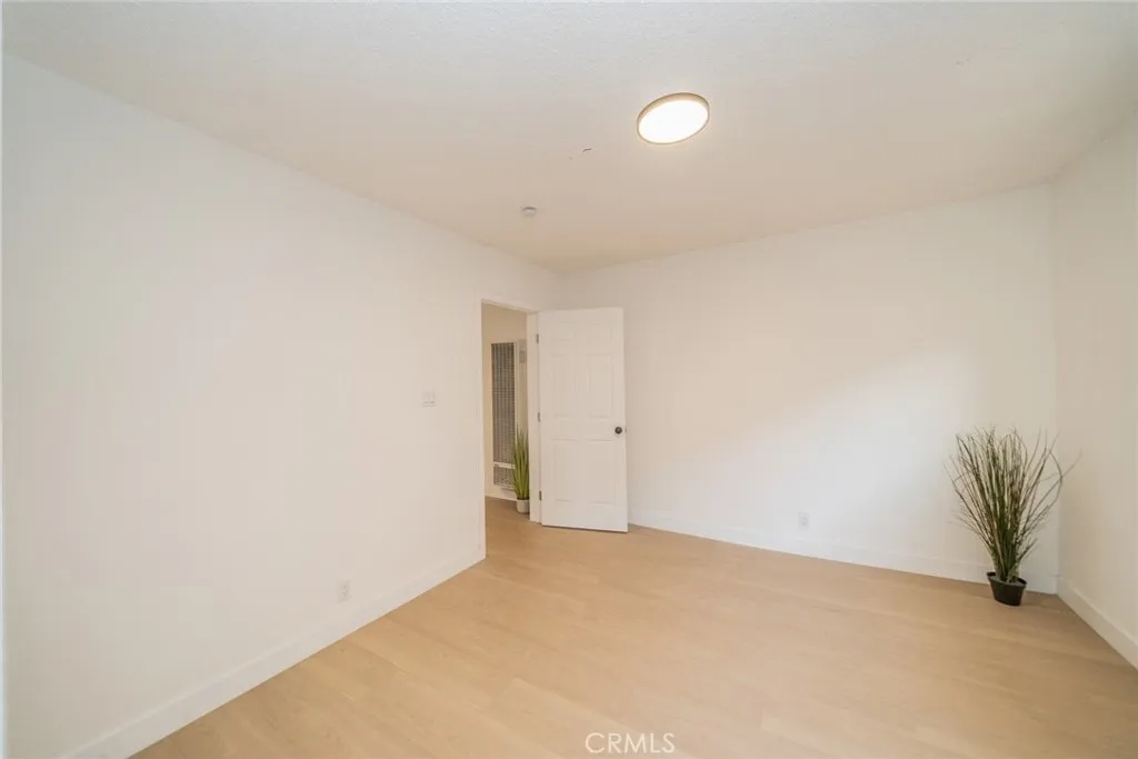 Additional image 11 of 932 S Bon View Avenue, Ontario, CA 91761