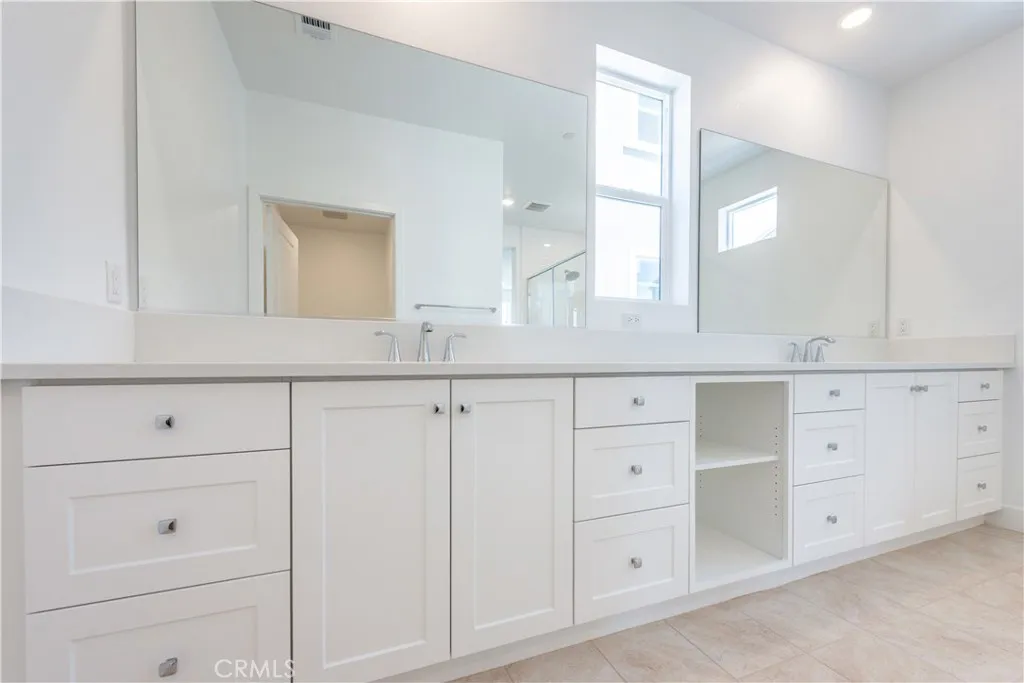 Additional image 62 of 363 Proctor, Irvine, CA 92618