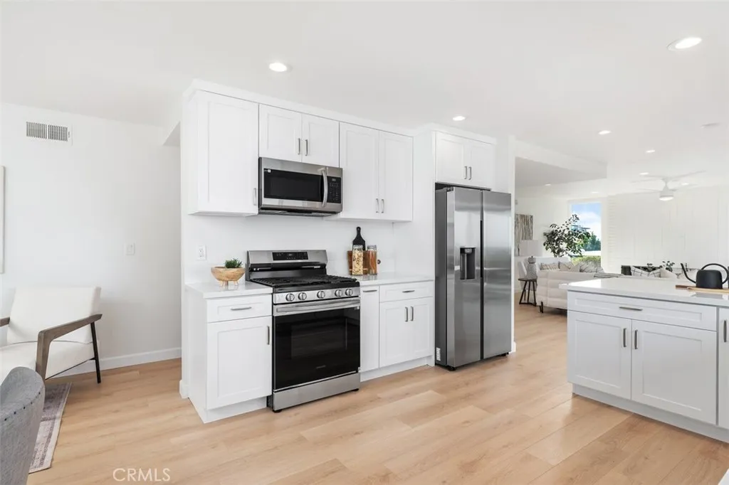 Additional image 8 of 6184 Camino Rico, San Diego, CA 92120