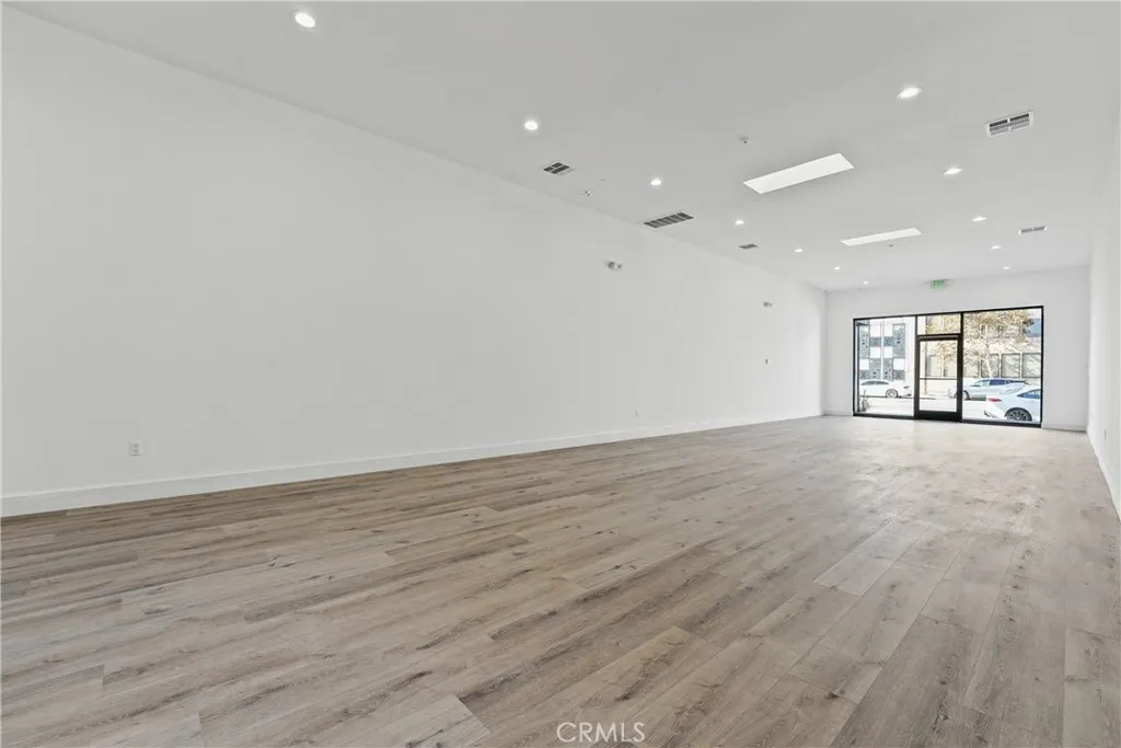 Additional image 32 of 5310 Laurel Canyon, Valley Village, CA 91607