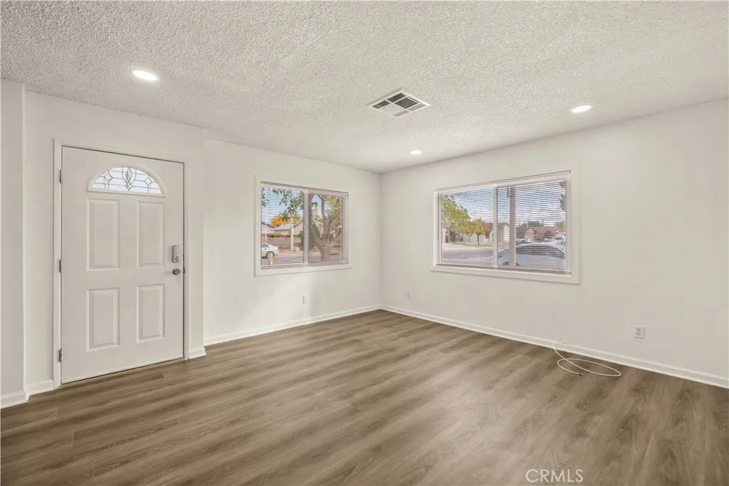 Additional image 5 of 45001 Logue Court, Lancaster, CA 93535