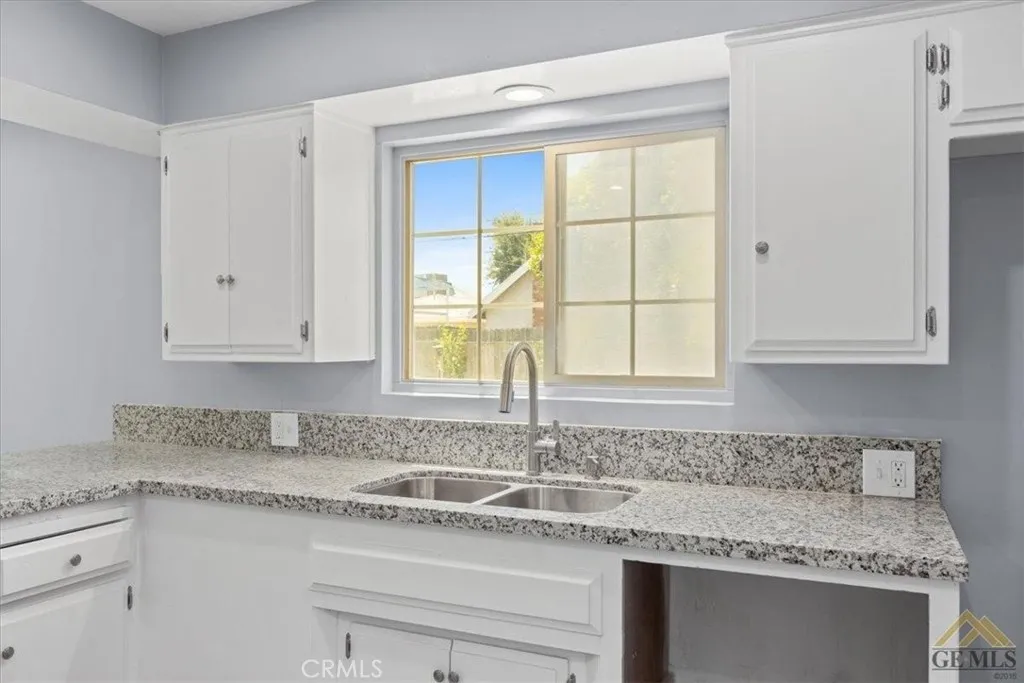 Additional image 9 of 4005 Madrid Avenue, Bakersfield, CA 93309