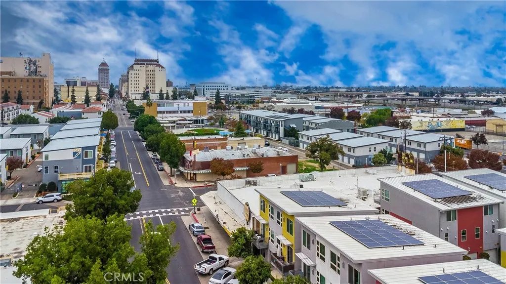 Additional image 5 of 1759 Fulton St, Fresno, CA 93721