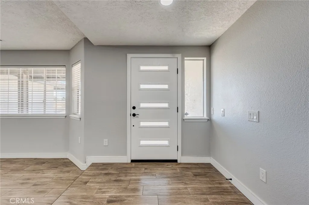 Additional image 10 of 10731 Anaconda Avenue, Oak Hills, CA 92344