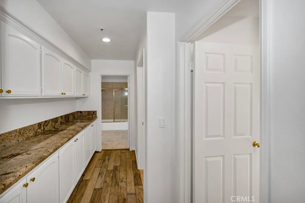 Additional image 95 of 217 N Lima St, Sierra Madre, CA 91024