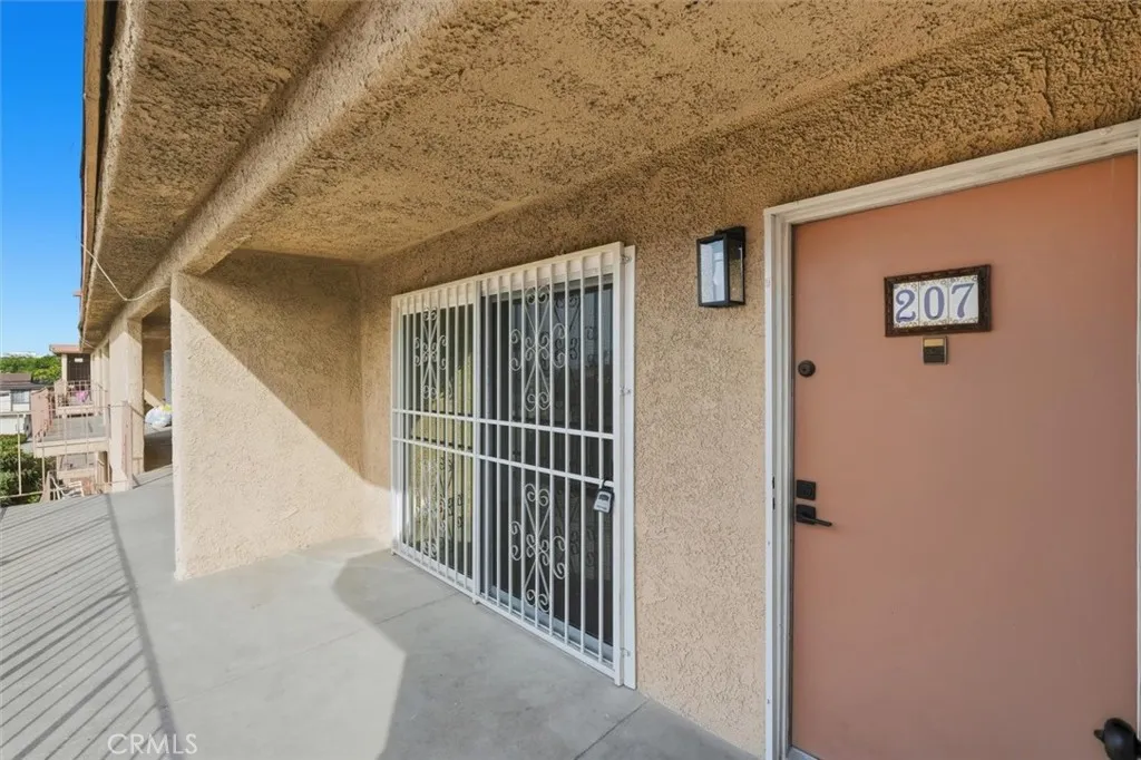 Additional image 18 of 1036 Magnolia Ave Unit 207, Gardena, CA 90247