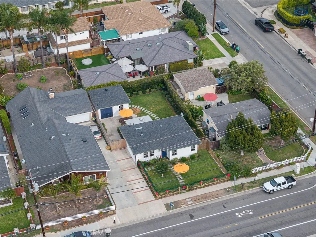 Additional image 70 of 394 E 20th St, Costa Mesa, CA 92627