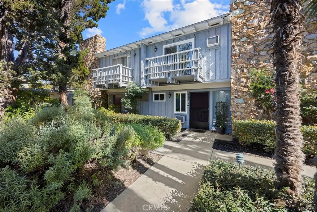 Additional image 2 of 313 N Acacia #C Ave, Fullerton, CA 92831