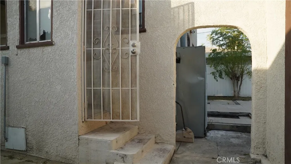 Additional image 11 of 2452 Adriatic Ave, Long Beach, CA 90810