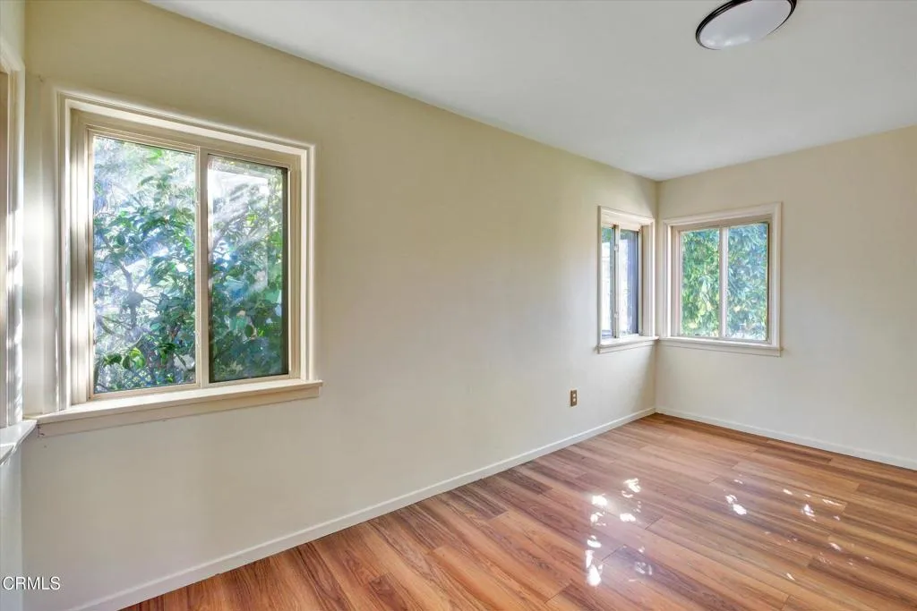 Additional image 75 of 3942 Los Olivos Lane, Glendale, CA 91214