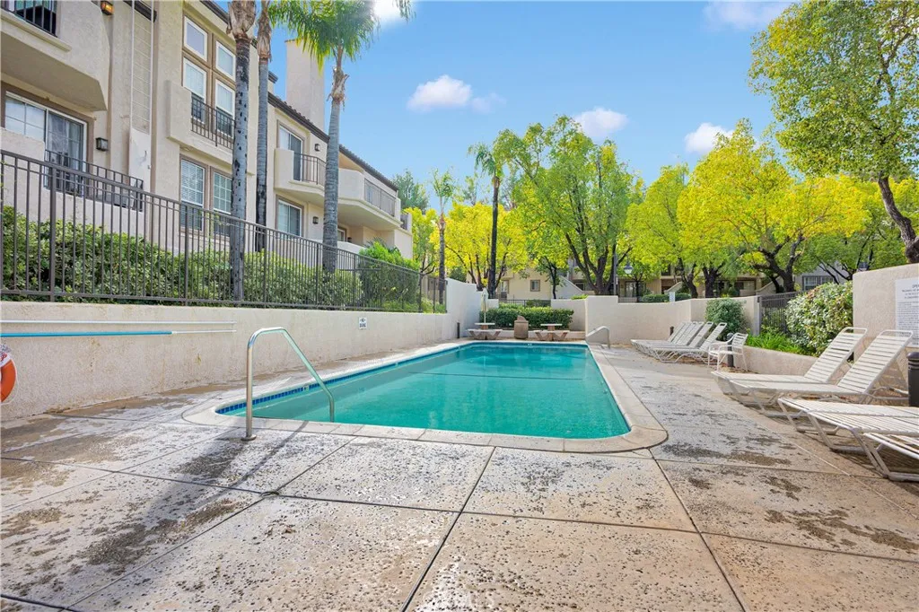 Additional image 40 of 24151 Del Monte Unit 348, Valencia, CA 91355