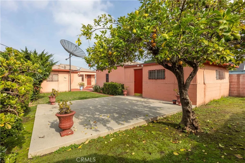 Additional image 48 of 2040 W 82nd Street, Los Angeles, CA 90047