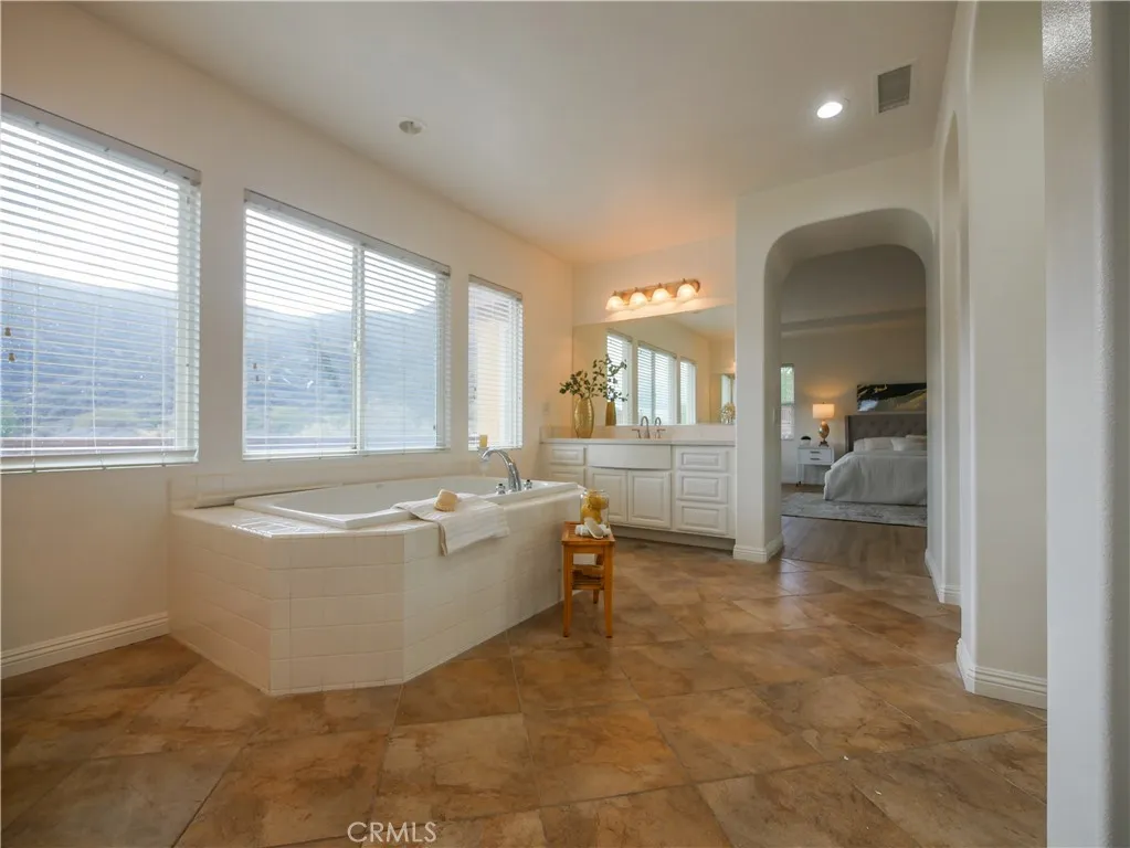 Additional image 54 of 7725 Lady Banks Loop, Corona, CA 92883