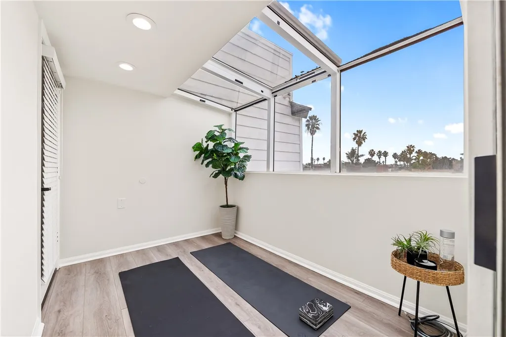 Additional image 45 of 423 18th Street, Huntington Beach, CA 92648