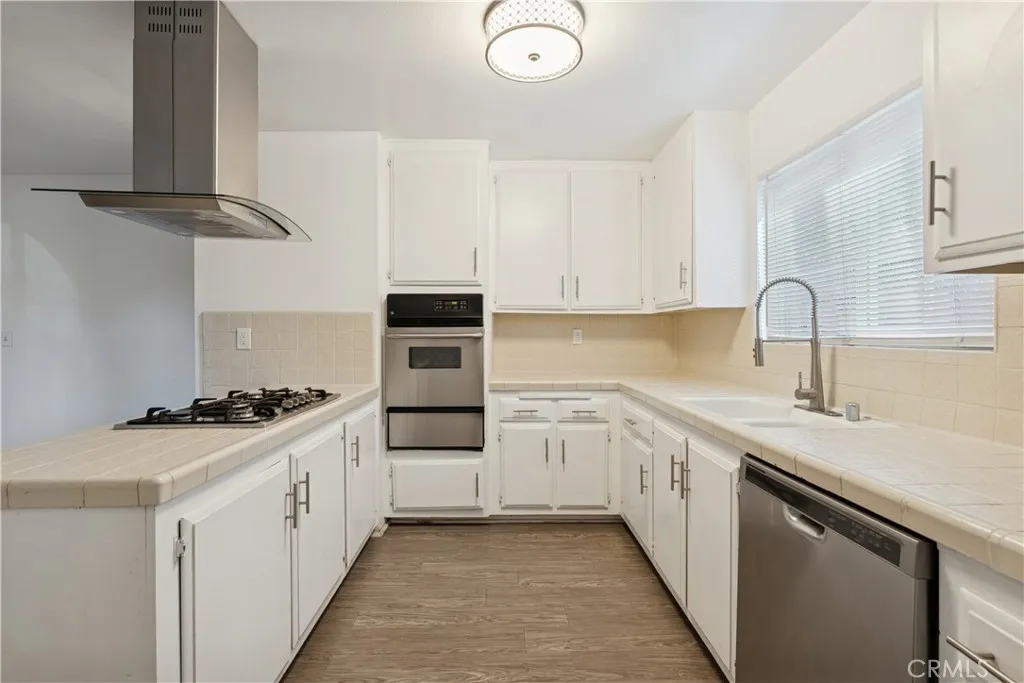 Additional image 15 of 16103 Osborne Street, North Hills, CA 91343